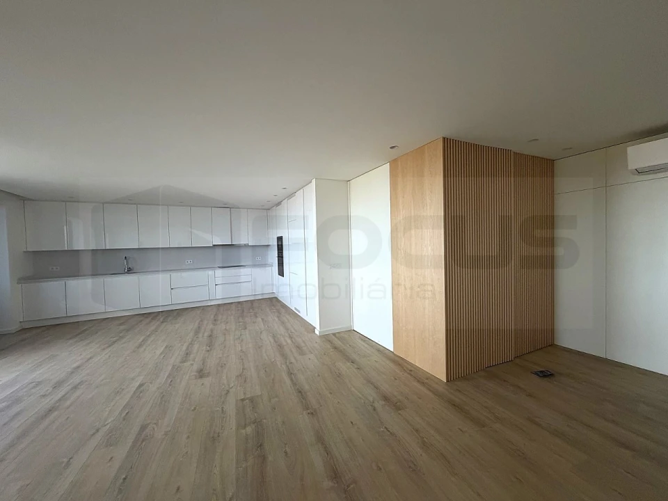 Apartamento T3 para Venda em Glória e Vera Cruz Foto 8