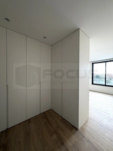 Apartamento T3 para Venda em Glória e Vera Cruz