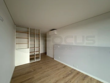 Apartamento T3 para Venda em Glória e Vera Cruz