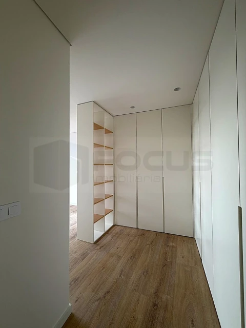 Apartamento T3 para Venda em Glória e Vera Cruz