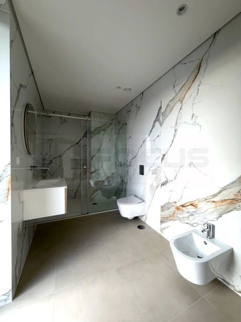 Apartamento T3 para Venda em Glória e Vera Cruz