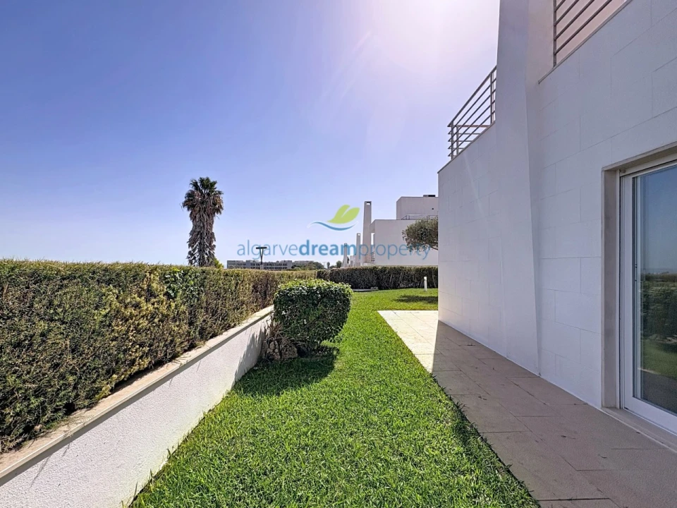 Moradia T4 para Venda em Albufeira e Olhos de Água Foto 60