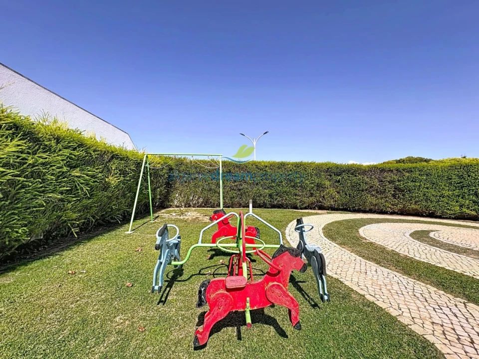 Moradia T4 para Venda em Albufeira e Olhos de Água Foto 66