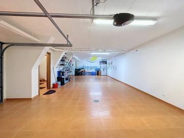 Moradia T4 para Venda em Albufeira e Olhos de Água