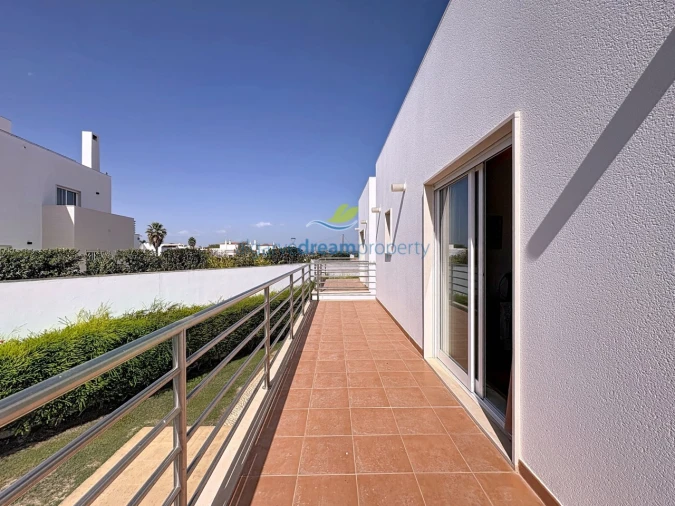 Moradia T4 para Venda em Albufeira e Olhos de Água Foto 51