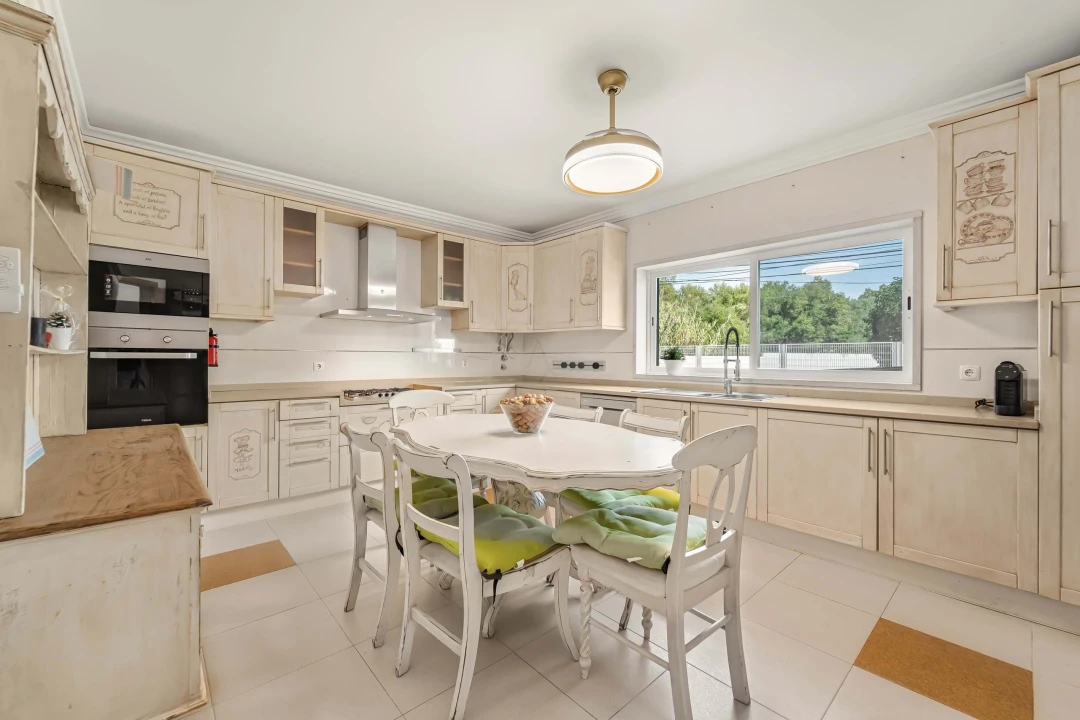 Moradia T4 para Venda em Cascais e Estoril Foto 16