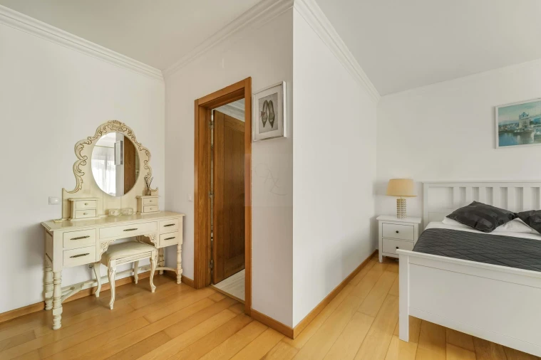 Moradia T4 para Venda em Cascais e Estoril Foto 24