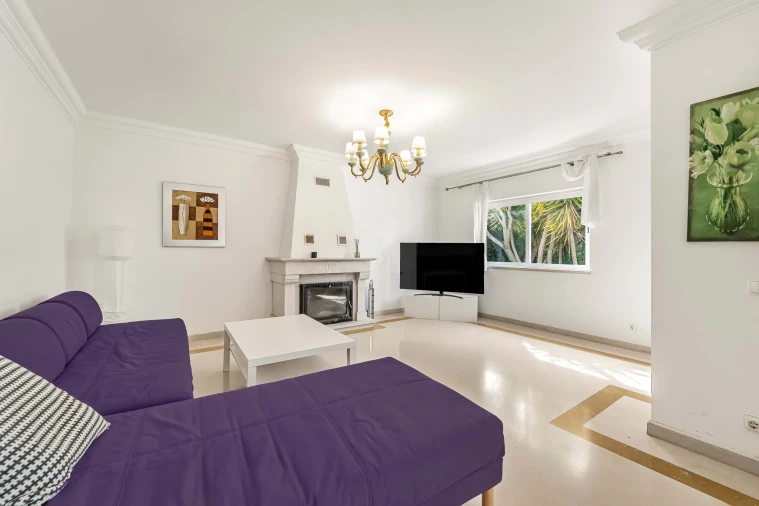 Moradia T4 para Venda em Cascais e Estoril Foto 10