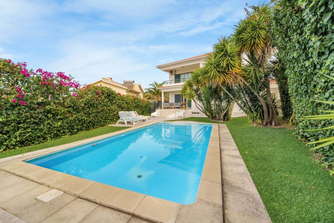 Moradia T4 para Venda em Cascais e Estoril Foto 7