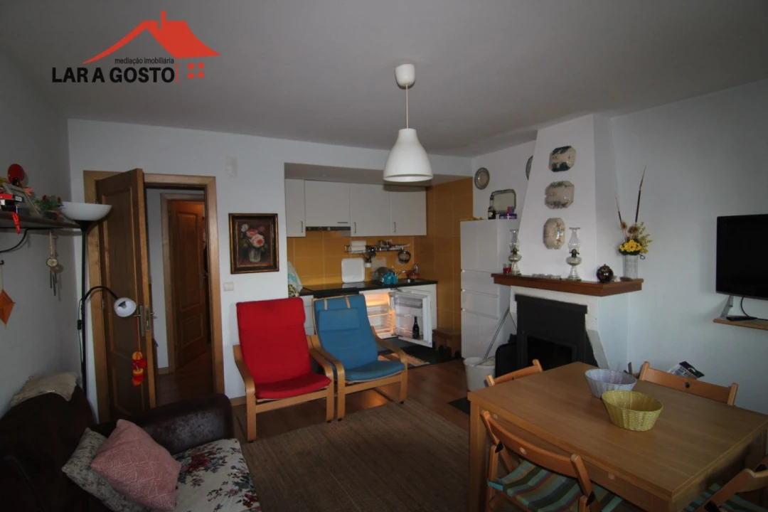 Moradia T4 para Venda em Salselas Foto 18