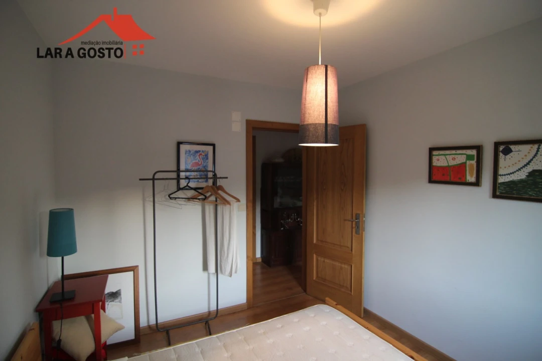 Moradia T4 para Venda em Salselas Foto 31