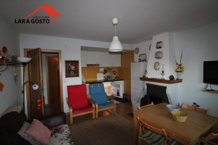 Moradia T4 para Venda em Salselas Foto 18