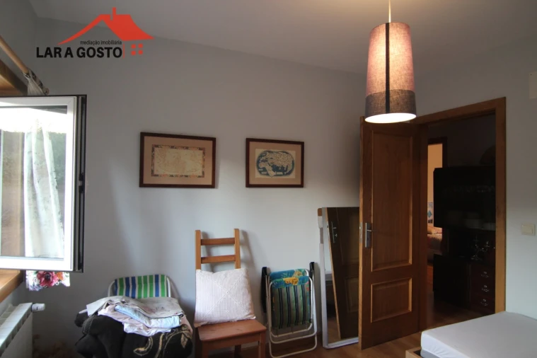 Moradia T4 para Venda em Salselas Foto 27