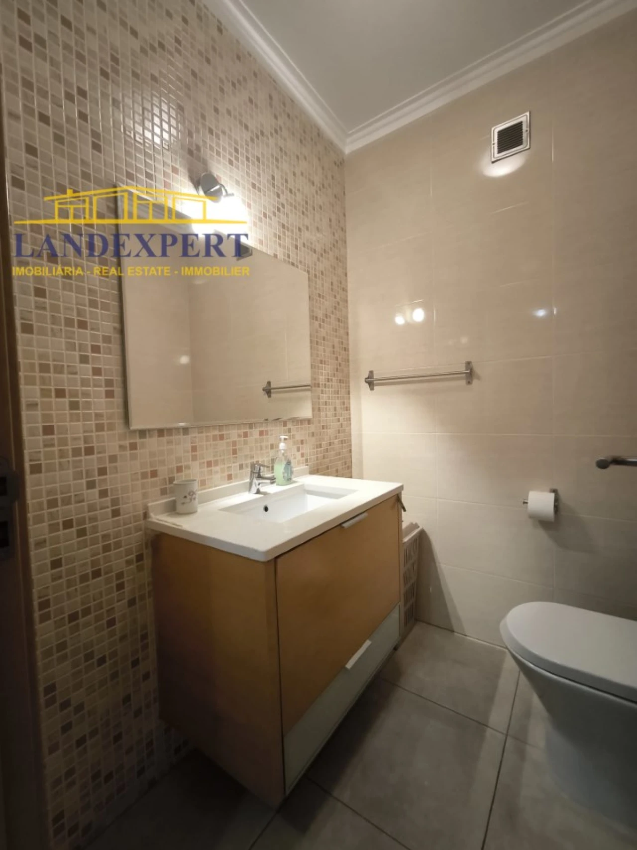 Apartamento T1 para Venda em Albufeira e Olhos de Água Foto 21