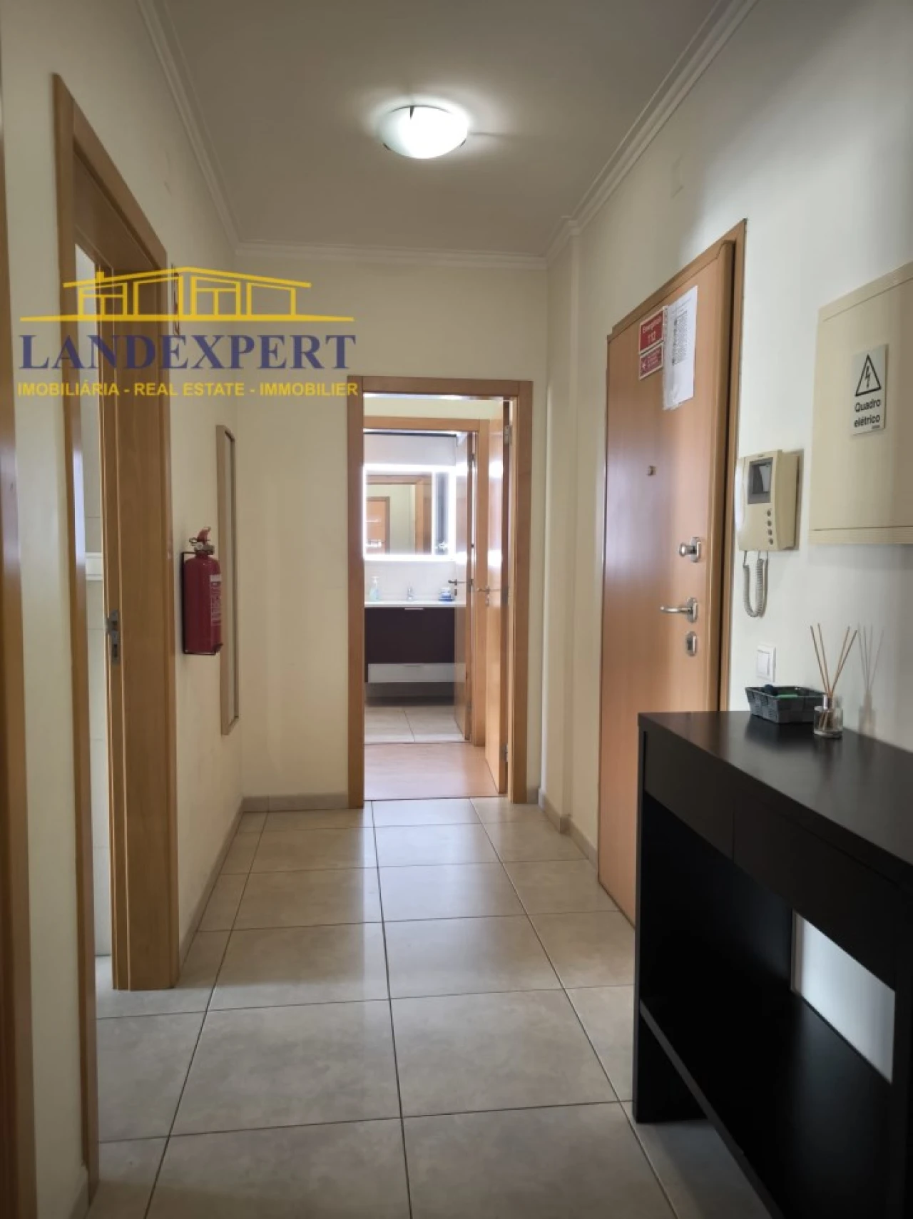 Apartamento T1 para Venda em Albufeira e Olhos de Água Foto 24
