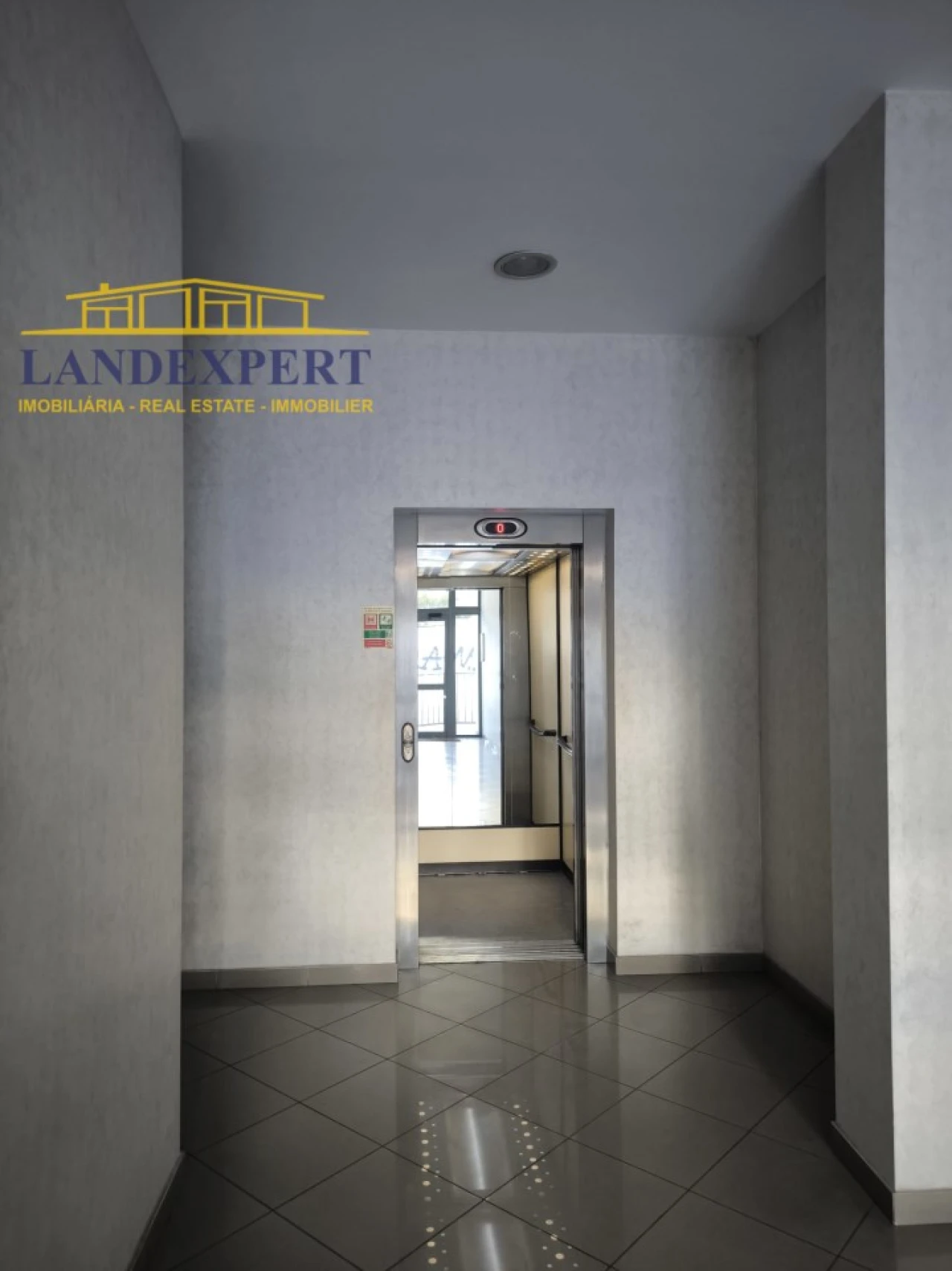 Apartamento T1 para Venda em Albufeira e Olhos de Água Foto 26