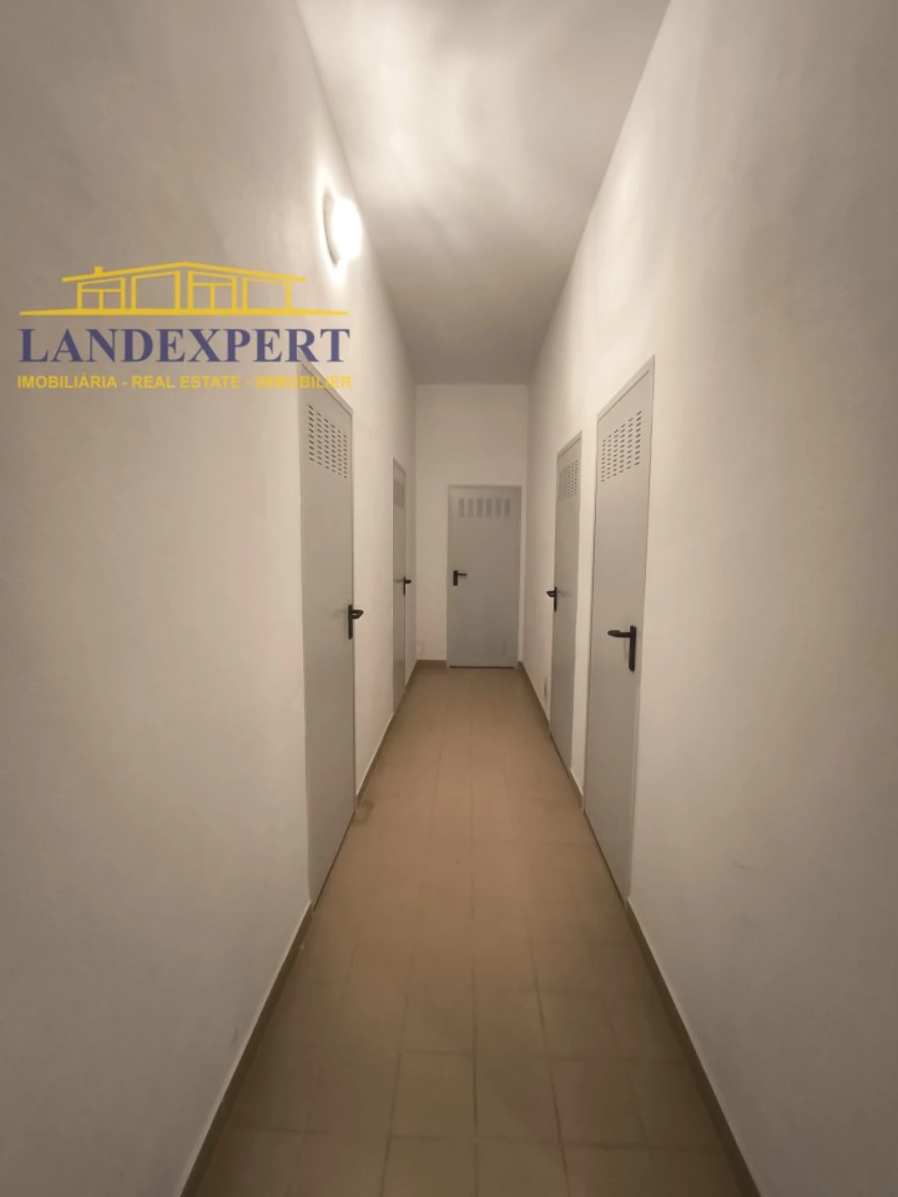 Apartamento T1 para Venda em Albufeira e Olhos de Água Foto 37