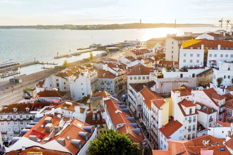 Prédio para Venda em Santa Maria Maior Foto 47