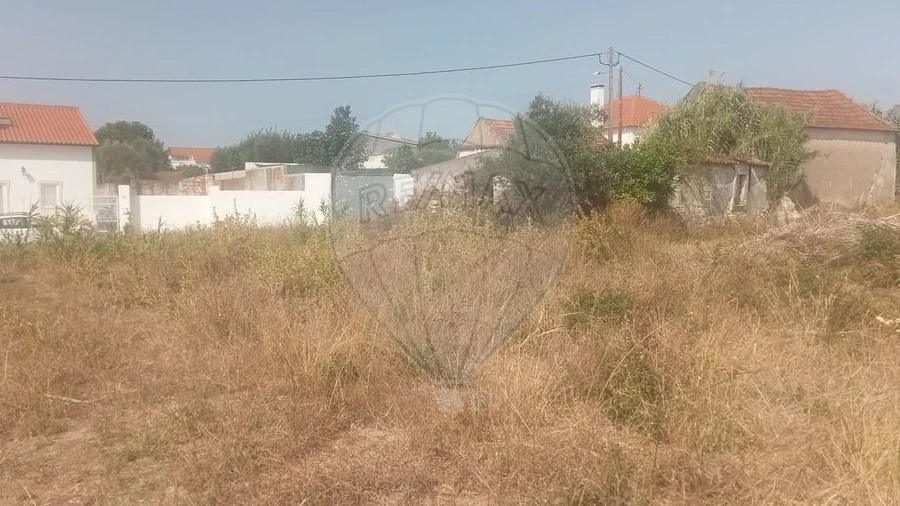 Terreno para Venda em Abitureiras
