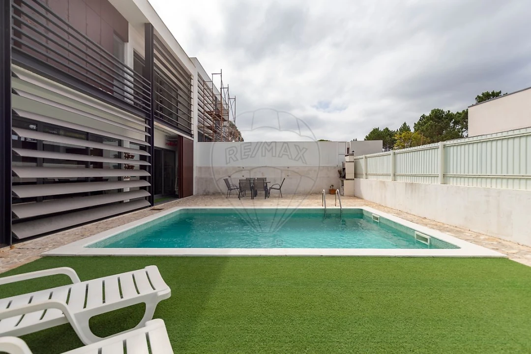 Moradia T3 para Venda em Santa Maria, São Pedro e Matacães Foto 31