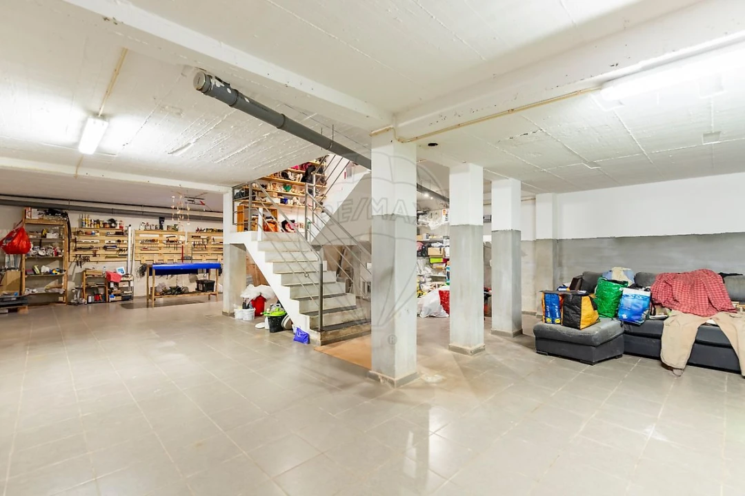 Moradia T3 para Venda em Santa Maria, São Pedro e Matacães Foto 27