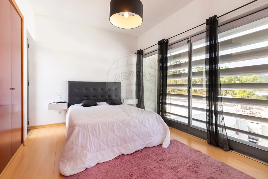 Moradia T3 para Venda em Santa Maria, São Pedro e Matacães Foto 12