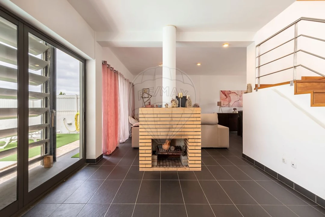 Moradia T3 para Venda em Santa Maria, São Pedro e Matacães Foto 7