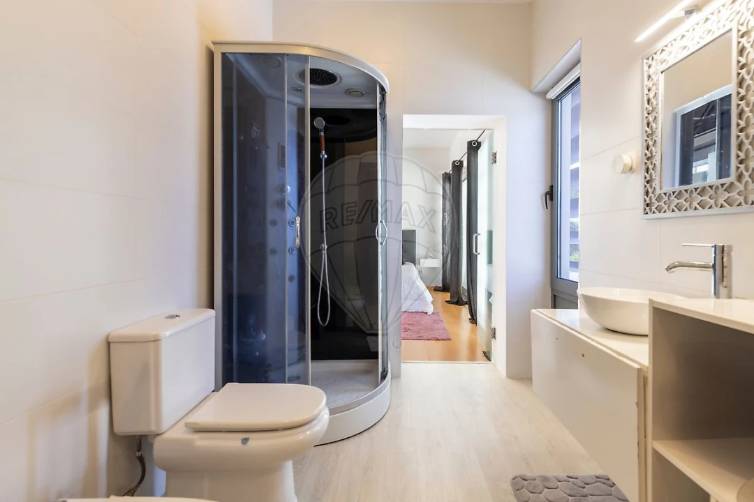 Moradia T3 para Venda em Santa Maria, São Pedro e Matacães Foto 16