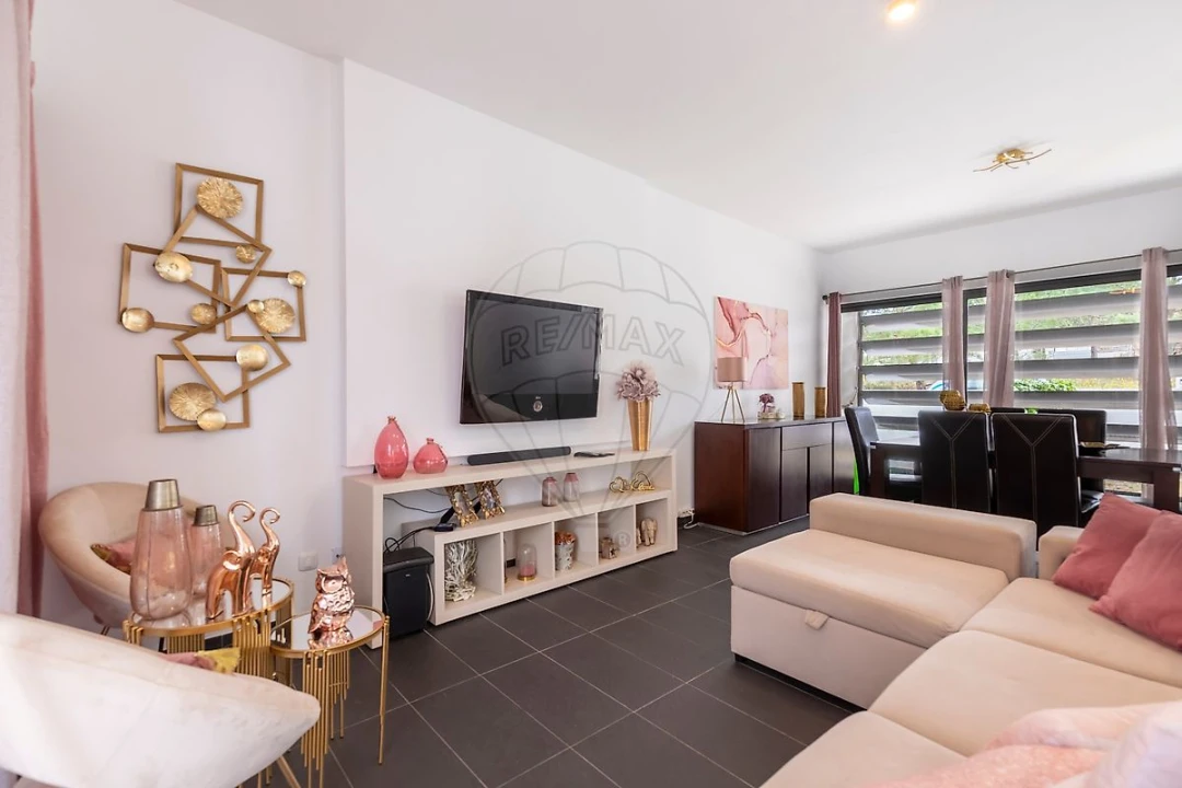 Moradia T3 para Venda em Santa Maria, São Pedro e Matacães Foto 4