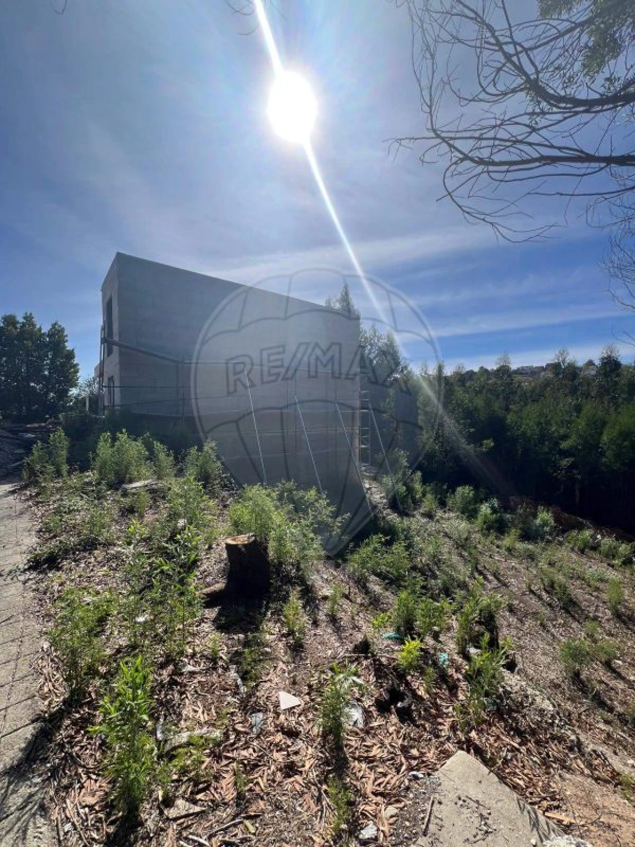 Terreno para Venda em Fânzeres e São Pedro da Cova Foto 2