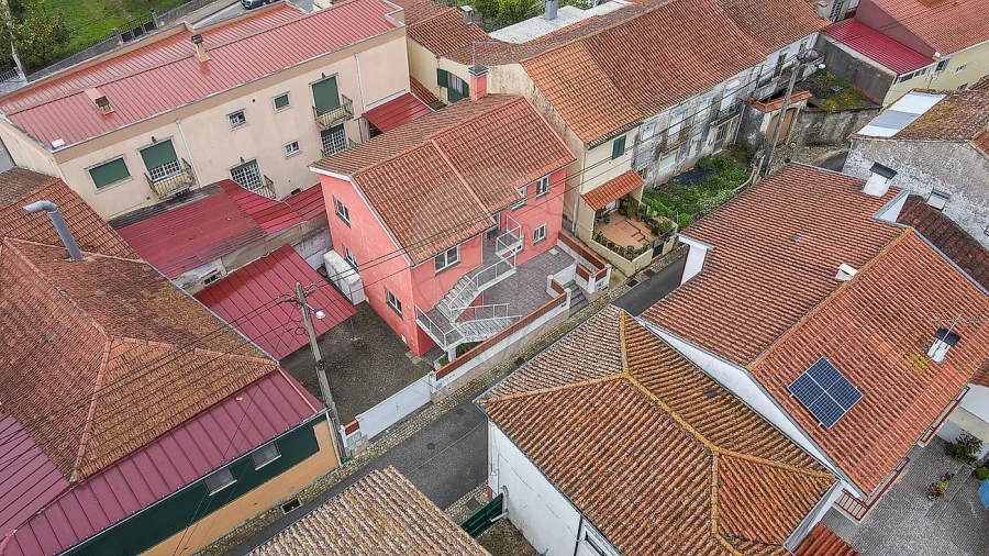 Moradia T4 para Venda em Trouxemil e Torre de Vilela Foto 34