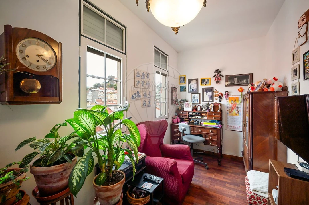 Apartamento T7 para Venda em Arroios Foto 6