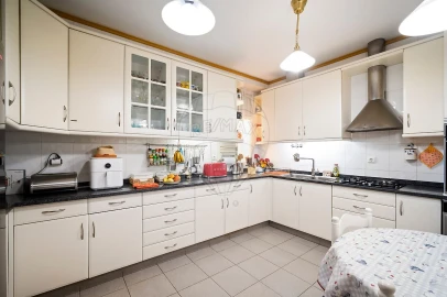 Apartamento T7 para Venda em Arroios