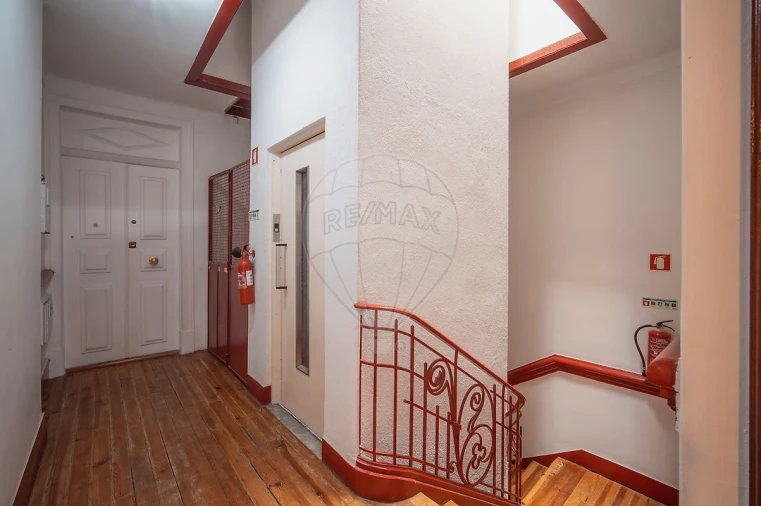 Apartamento T7 para Venda em Arroios Foto 43