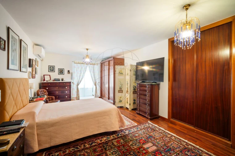 Apartamento T7 para Venda em Arroios Foto 14