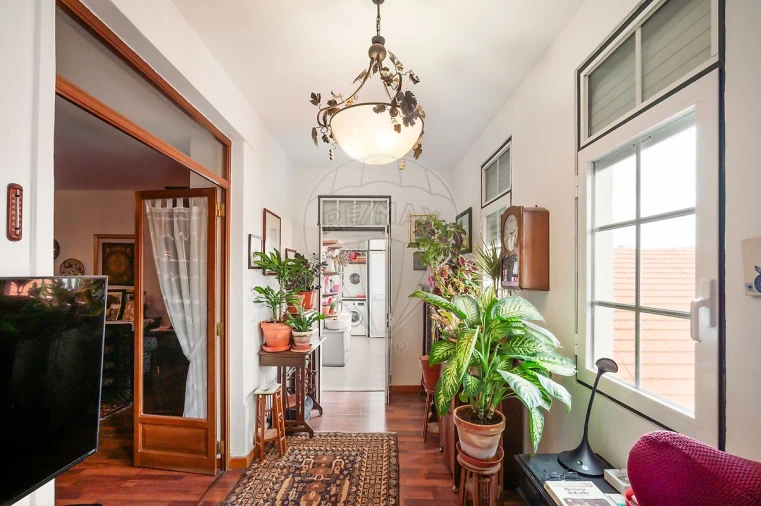 Apartamento T7 para Venda em Arroios Foto 5