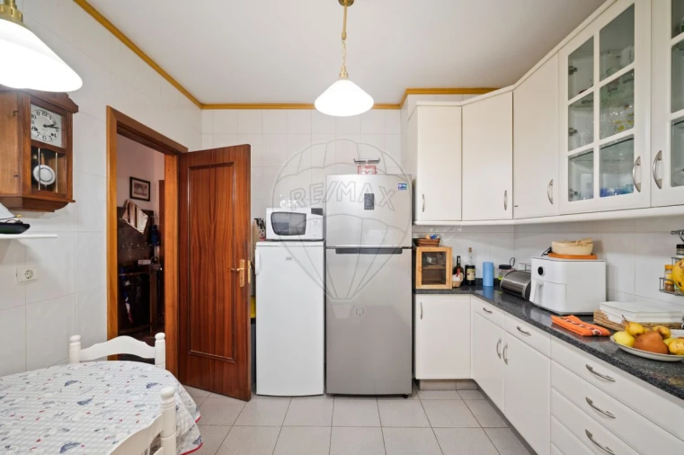 Apartamento T7 para Venda em Arroios Foto 9