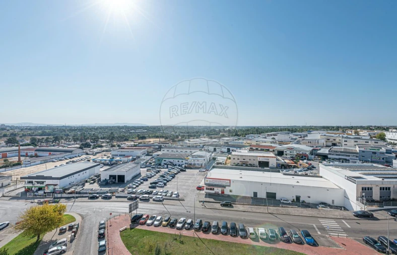 Apartamento T2 para Arrendamento em Corroios Foto 31