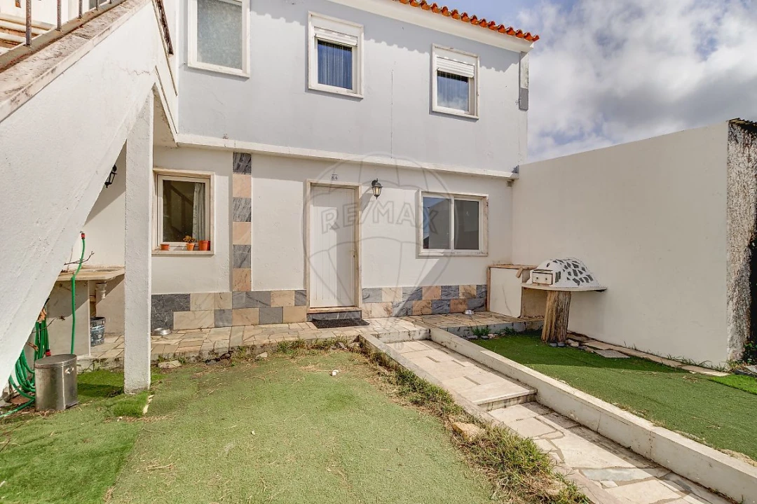 Moradia T4 para Venda em Malveira e São Miguel de Alcainça Foto 25