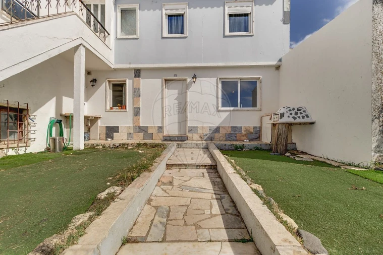 Moradia T4 para Venda em Malveira e São Miguel de Alcainça Foto 23