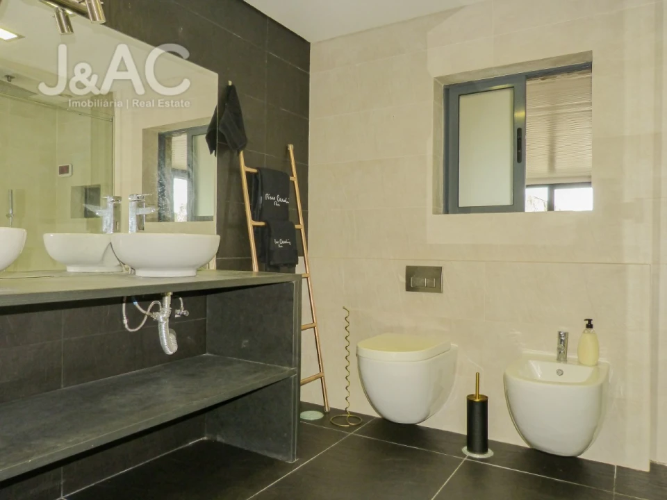 Moradia T3 para Arrendamento em Alcabideche Foto 26