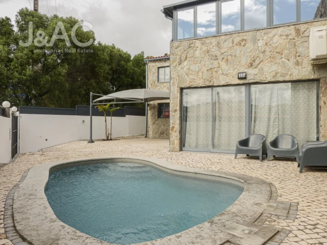 Moradia T3 para Arrendamento em Alcabideche Foto 2