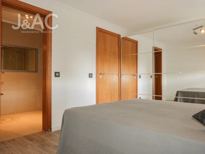 Moradia T3 para Arrendamento em Alcabideche Foto 15