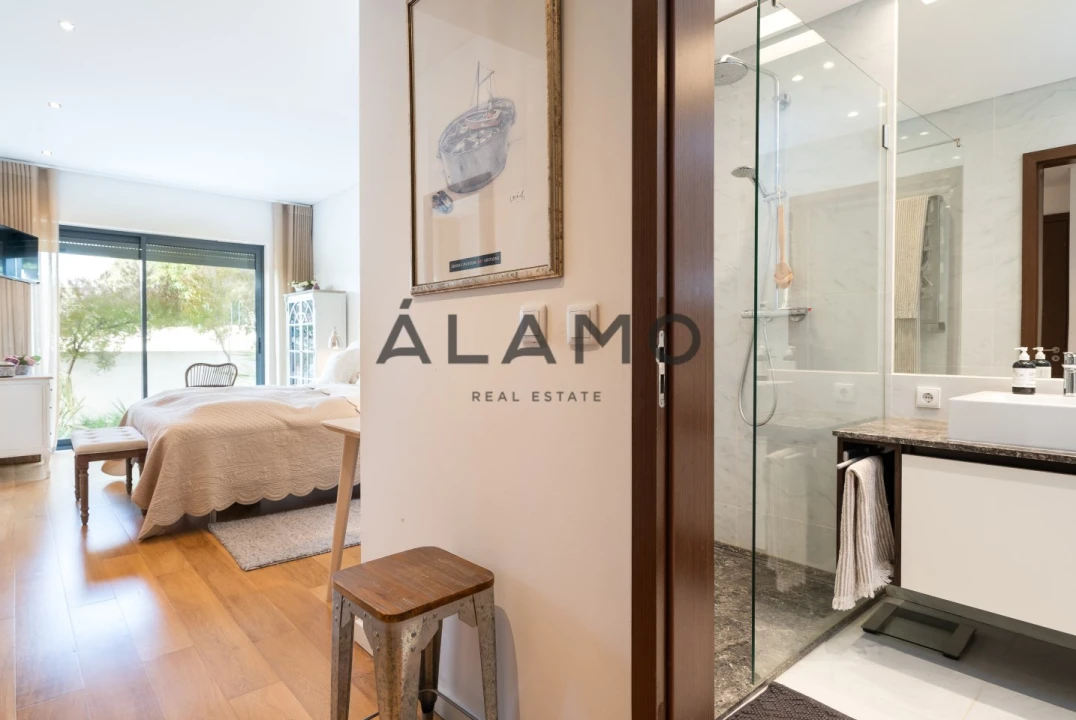 Apartamento T3 para Venda em Quarteira Foto 25