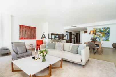 Apartamento T3 para Venda em Quarteira