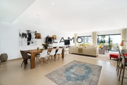 Apartamento T3 para Venda em Quarteira