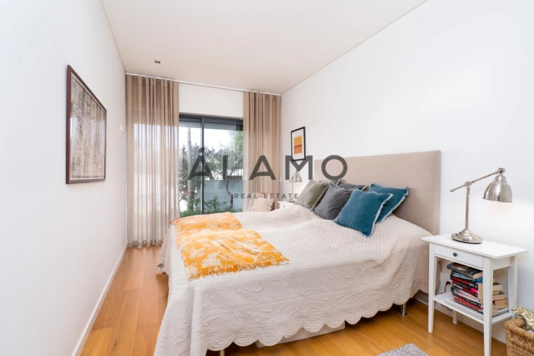 Apartamento T3 para Venda em Quarteira Foto 21