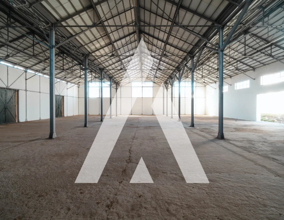 Armazém para Arrendamento em Soure Foto 9