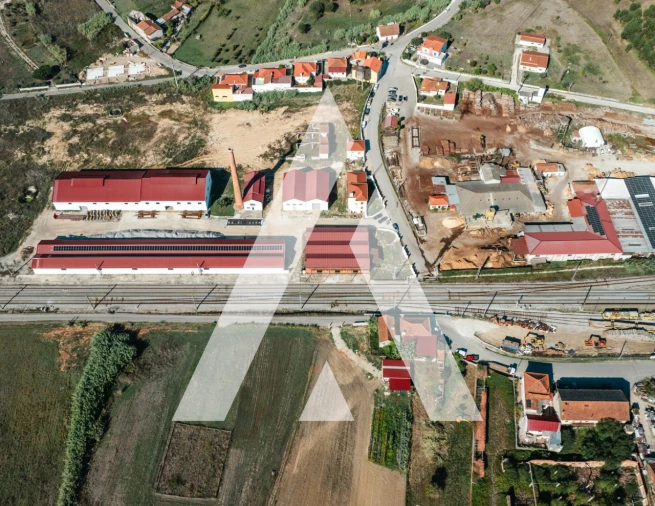 Armazém para Arrendamento em Soure Foto 12