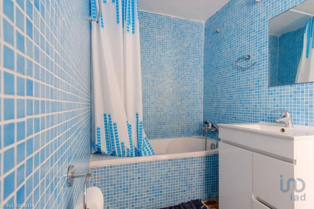 Moradia T2 para Venda em Guia Foto 13